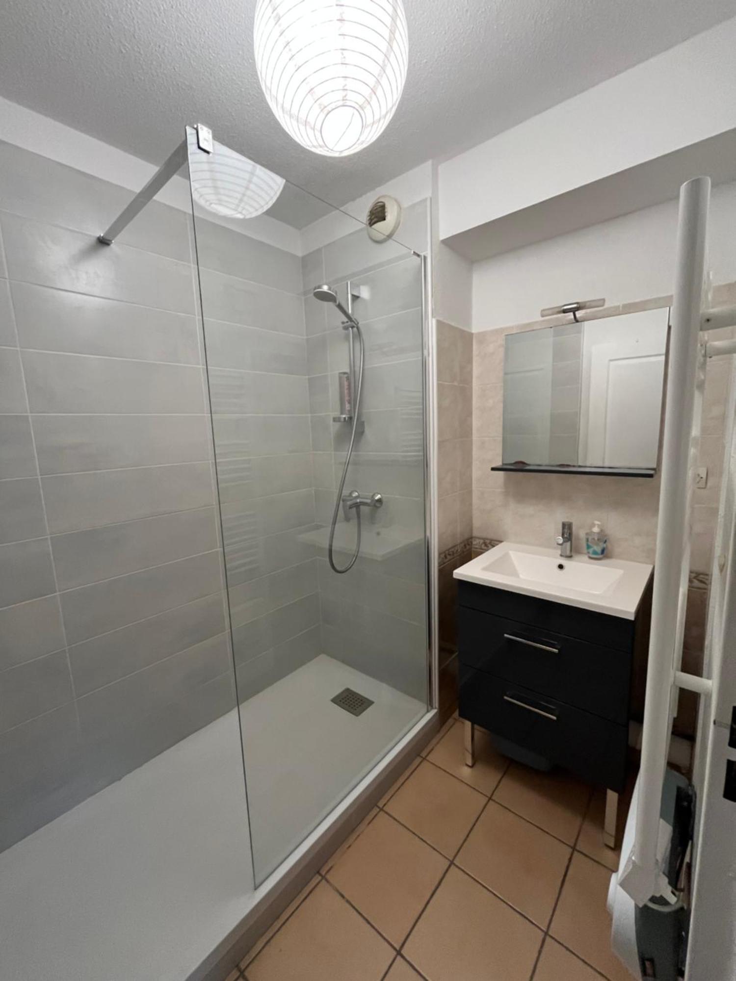 Beaux Arts T3 Duplex, Renove Lumineux + Garage Apartment Montpellier Exterior foto